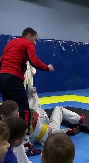 ������ ������ �� ���������� ����������� ��� ������ ������� �������� ���������� ��� ���� ������������