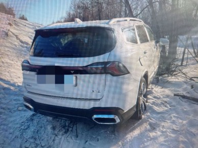 �� ��������������� ������ � 10.20 �� ��� �-350 "����-�����������" � ��������� ������, 20 �� �������� ���������� " GEELY" �� ��������� � �����������, �������� ����� � �������� �����.� ���������� �������-�������������...