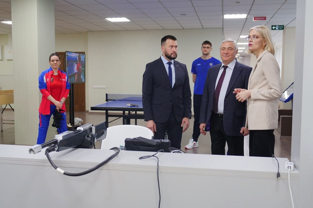 4 февраля в офисе Паралимпийского комитета России состоялась рабочая встреча президента Паралимпийского комитета России Павла Рожкова с исполняющей обязанности заместителя председателя Правительства Забайкальского края... 4 февраля в офисе Паралимпийского комитета России состоялась рабочая встреча президента Паралимпийского комитета России Павла Рожкова с исполняющей обязанности заместителя председателя Правительства Забайкальского края...