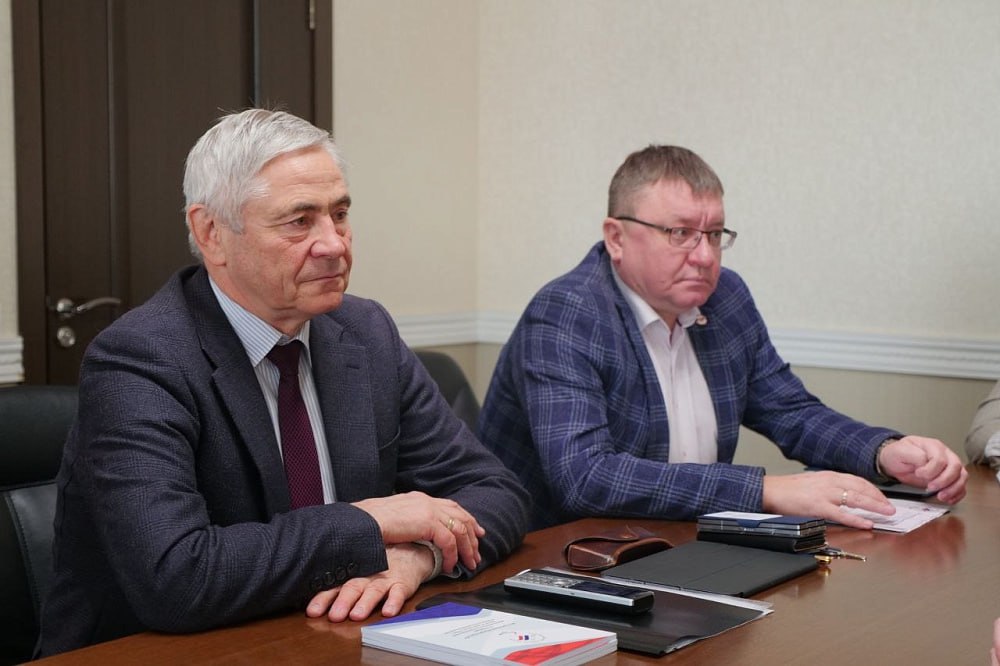 4 февраля в офисе Паралимпийского комитета России состоялась рабочая встреча президента Паралимпийского комитета России Павла Рожкова с исполняющей обязанности заместителя председателя Правительства Забайкальского края... 4 февраля в офисе Паралимпийского комитета России состоялась рабочая встреча президента Паралимпийского комитета России Павла Рожкова с исполняющей обязанности заместителя председателя Правительства Забайкальского края...