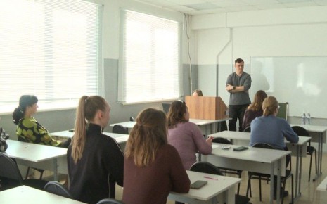 ������� ��������� ������� �������������� ����� �������� � �����