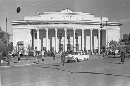 70 ��� �����, 13 ������� 1956 ����, ��������������� �������� ������� ��������� �� 800 ����, ���������� �� ����������� ���� ��������� � ������� (���� �����������) �� � 1938 ����