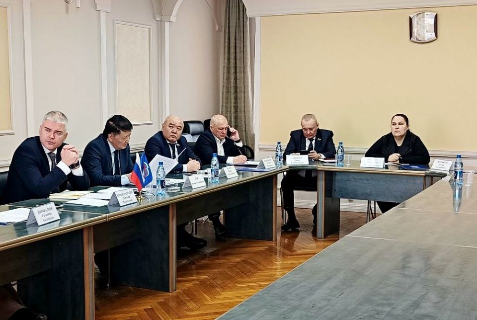 �������, 16 �������, �� ���������� ������� "������ ������" ��������� ����� ������� ��������-����������, ���������-���������� � ������������� ������� ������ � ������������� ����������������