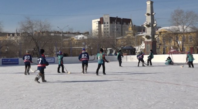 В Чите прошел турнир по хоккею в валенках в рамках проекта «СпортБЫСТРЫх»