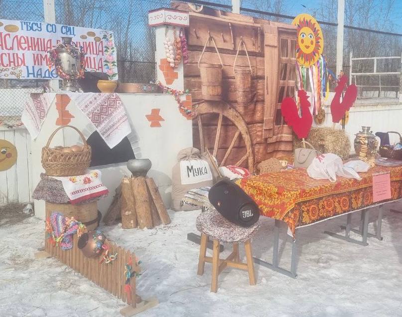 В поселке Восточный на площадке МСК «Шахтер» состоялись «Масленица дружбы», фестиваль подворий «Круг гостеприимства» и праздничная ярмарка В поселке Восточный на площадке МСК «Шахтер» состоялись «Масленица дружбы», фестиваль подворий «Круг гостеприимства» и праздничная ярмарка