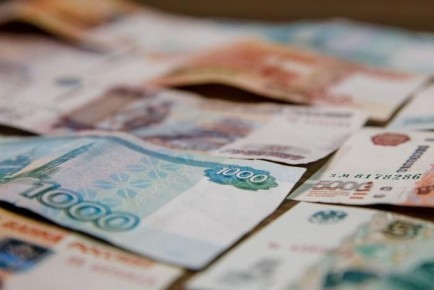 С февраля пенсионеры старше 80 лет будут получать увеличенную выплату