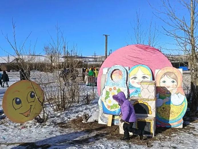 Ещё одни масленичные народные гуляния прошли сегодня поселке ЧЭС Черновского района Ещё одни масленичные народные гуляния прошли сегодня поселке ЧЭС Черновского района