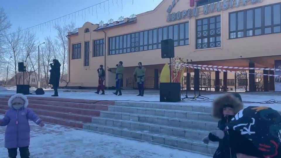 Праздник набирает обороты!