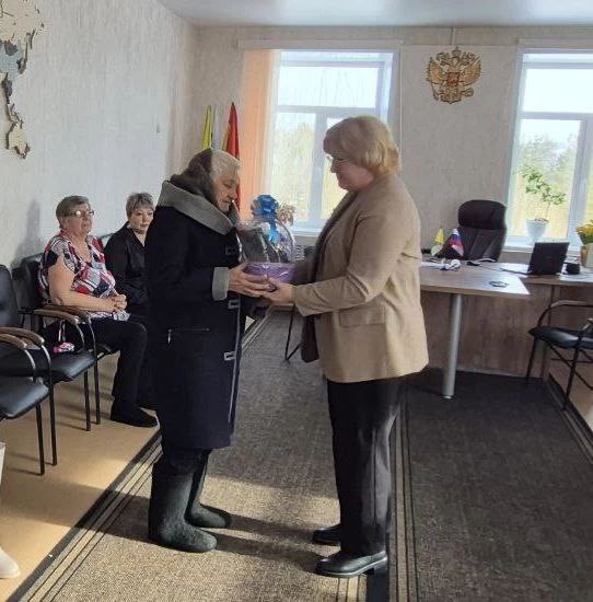 «Сыновья далеко, но материнское сердце чувствует их рядом» «Сыновья далеко, но материнское сердце чувствует их рядом»