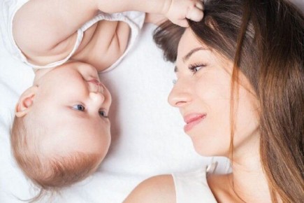 Почему после родов выпадают волосы и как с этим справиться