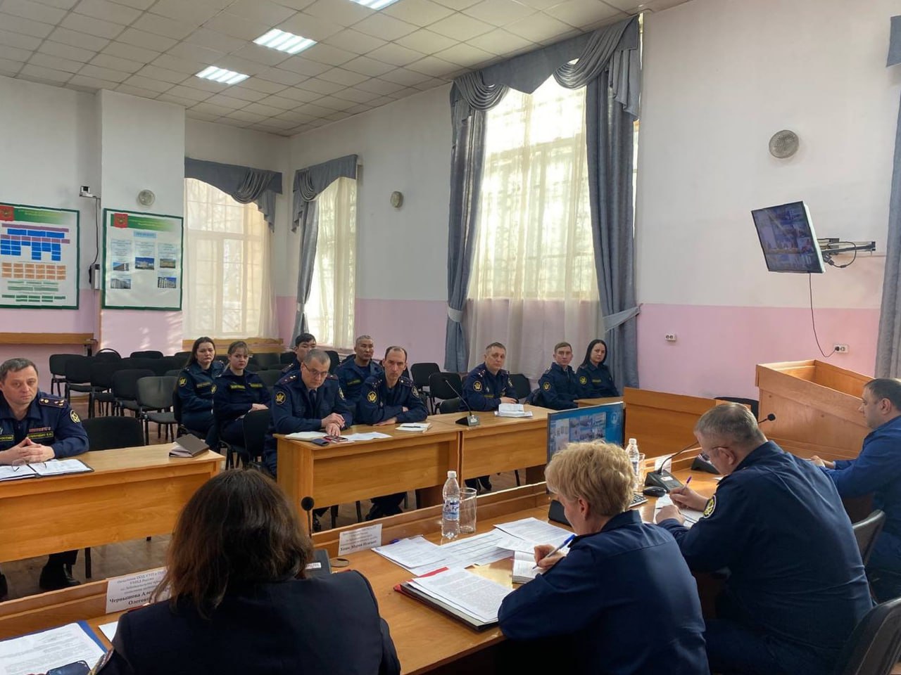 Заместитель Читинского прокурора по надзору за исправительными учреждениями Забайкальского края Сергей Старчеков принял участие в межведомственном совещании по вопросам реализации уголовно-исполнительного закона... Заместитель Читинского прокурора по надзору за исправительными учреждениями Забайкальского края Сергей Старчеков принял участие в межведомственном совещании по вопросам реализации уголовно-исполнительного закона...