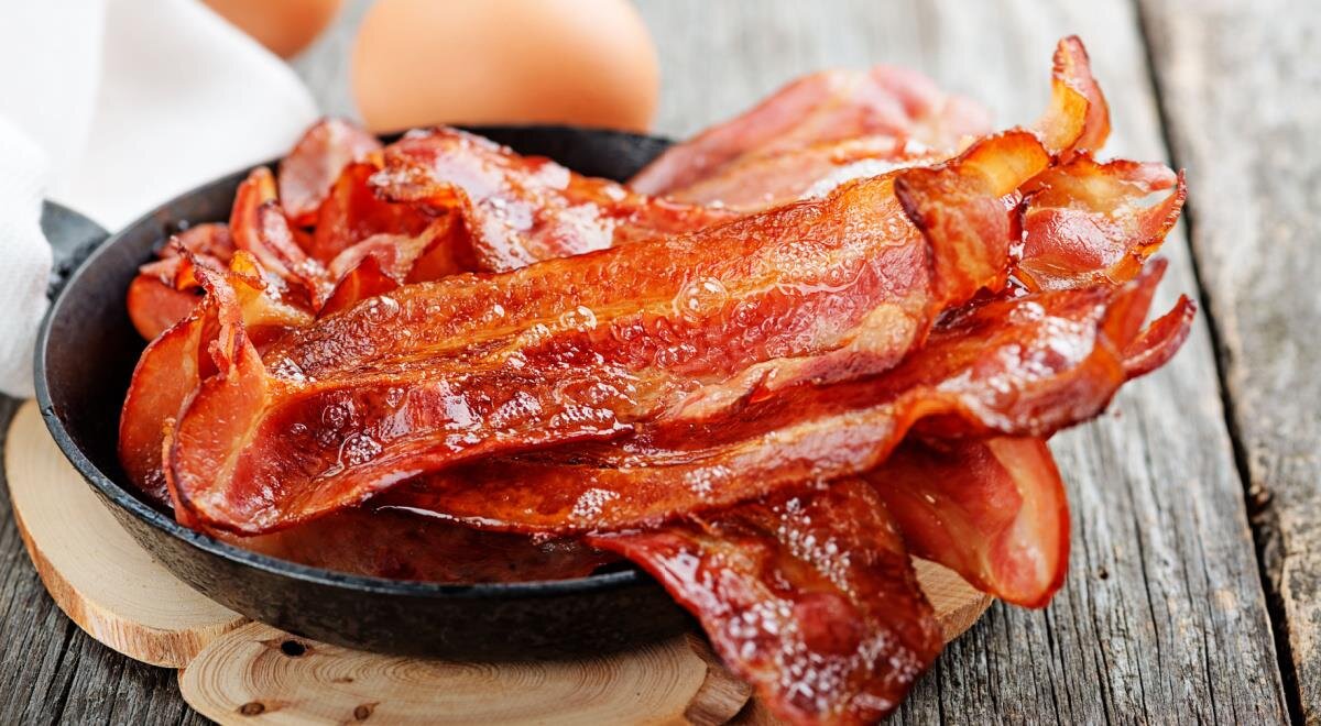Как правильно жарить бекон: секреты идеального приготовления