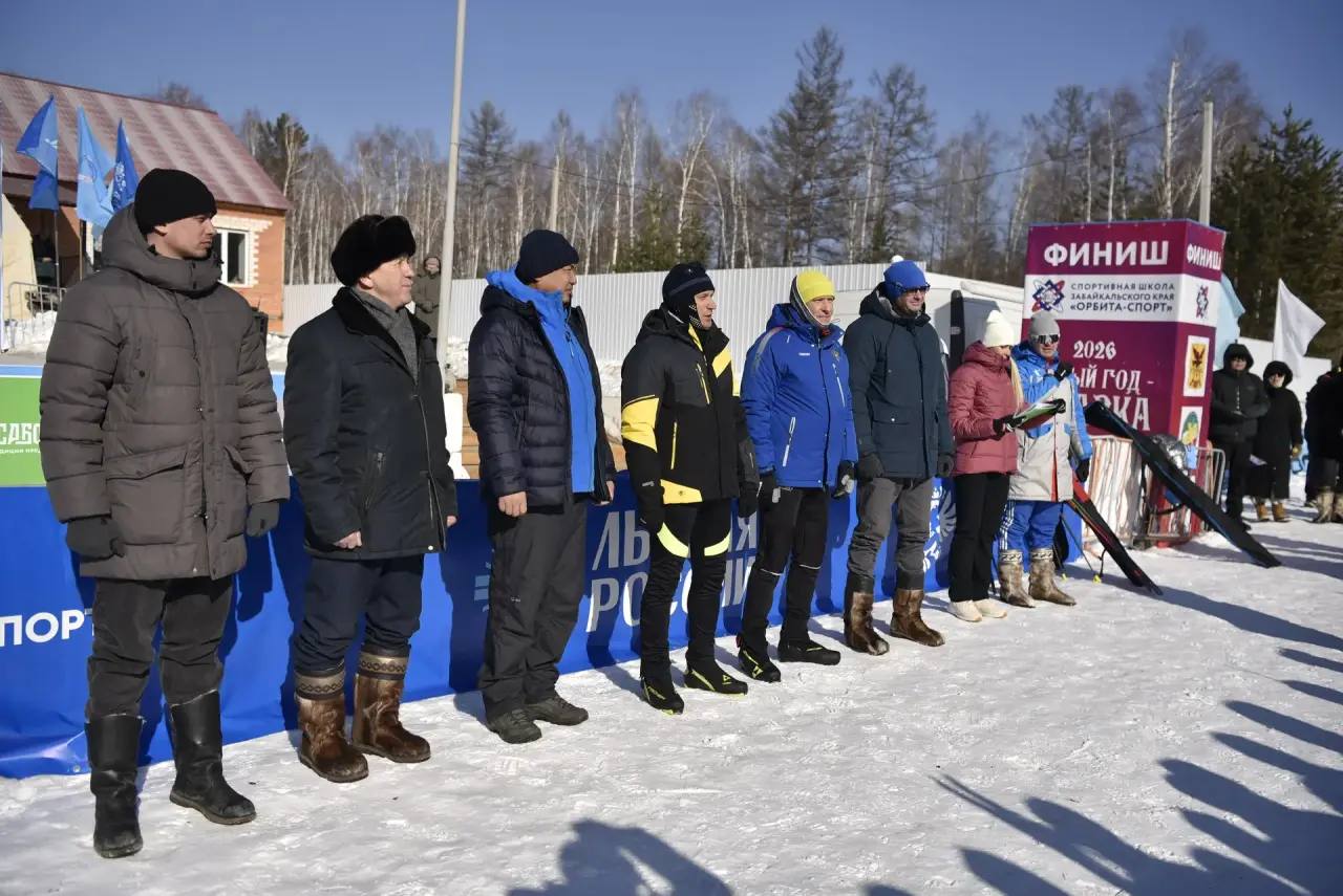 Забайкальские правоохранители сразились в лыжных гонках Забайкальские правоохранители сразились в лыжных гонках
