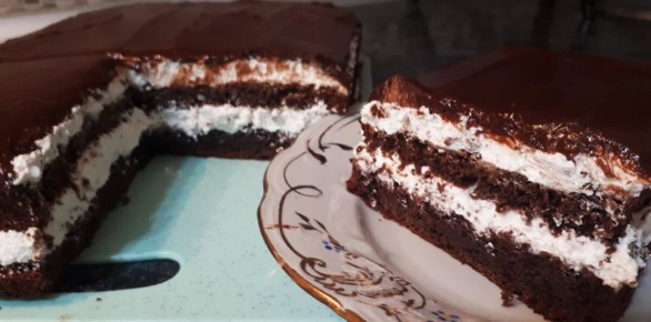 Потрясающий торт из трех ингредиентов: кулинарная находка за 20 минут