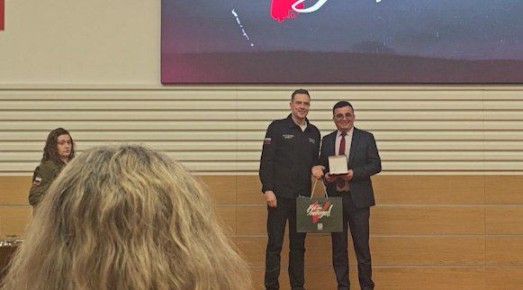 Коллективу ГТРК «Чита» вручили нагрудный знак «Народный фронт. Всё для Победы»