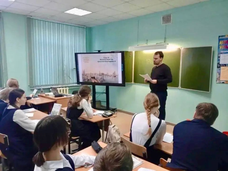 В многопрофильной гимназии №12 прошел Фестиваль открытых уроков