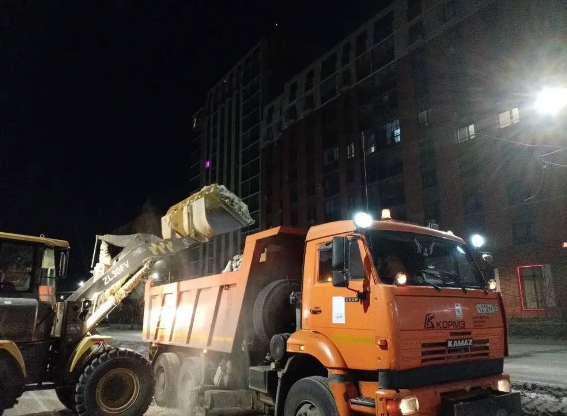 Улицы города чистят. Администрация города Читы делится результатами за прошедшую неделю: Очистили и вывезли мусор с 11 участков; Улицы города чистят. Администрация города Читы делится результатами за прошедшую неделю: Очистили и вывезли мусор с 11 участков;