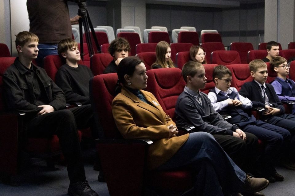 В Чите в Инженерном центре Забайкальской железной дороги прошло межведомственное профилактическое мероприятие «Школьникам – о безопасности»