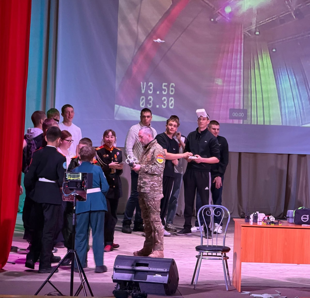 Урок мужества с ветеранами спецоперации прошёл в Красночикойском округе Урок мужества с ветеранами спецоперации прошёл в Красночикойском округе