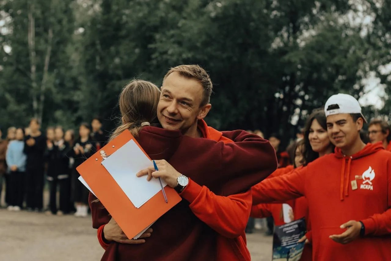 «60 лет «Искре» — и она всё зажигает сердца!» «60 лет «Искре» — и она всё зажигает сердца!»