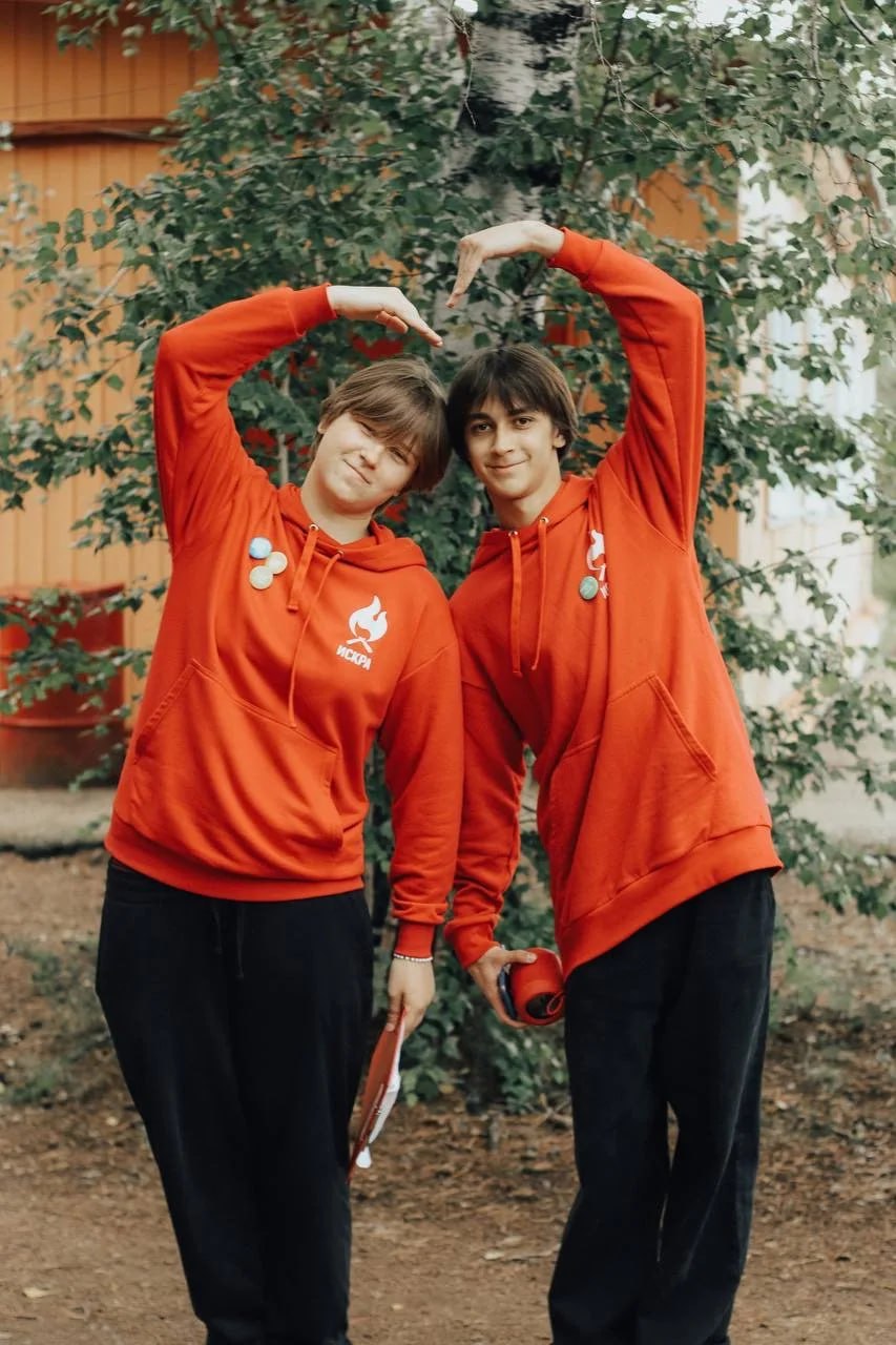 «60 лет «Искре» — и она всё зажигает сердца!» «60 лет «Искре» — и она всё зажигает сердца!»