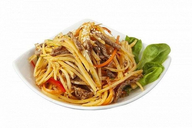 Ароматный Корейский Салат из Картофеля с Мясом: Простота и Вкус в Каждом Укусе