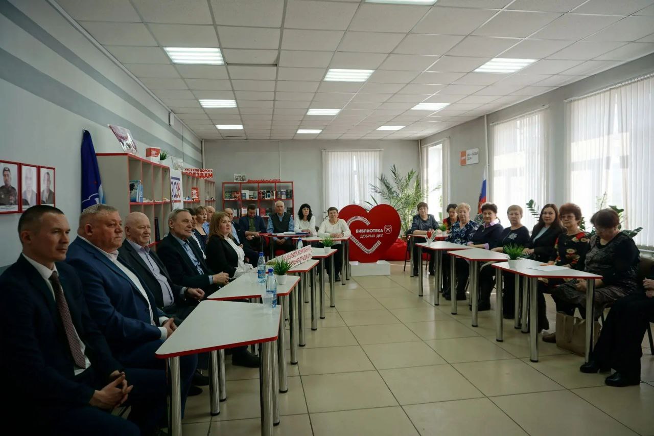 Комнату трудовой и боевой славы железнодорожников открыли в Шилке Комнату трудовой и боевой славы железнодорожников открыли в Шилке