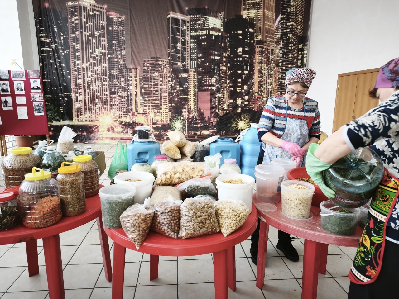 Очередную партию в 2,5 тысячи домашних супов приготовили волонтёры Красного Чикоя для бойцов СВО Очередную партию в 2,5 тысячи домашних супов приготовили волонтёры Красного Чикоя для бойцов СВО