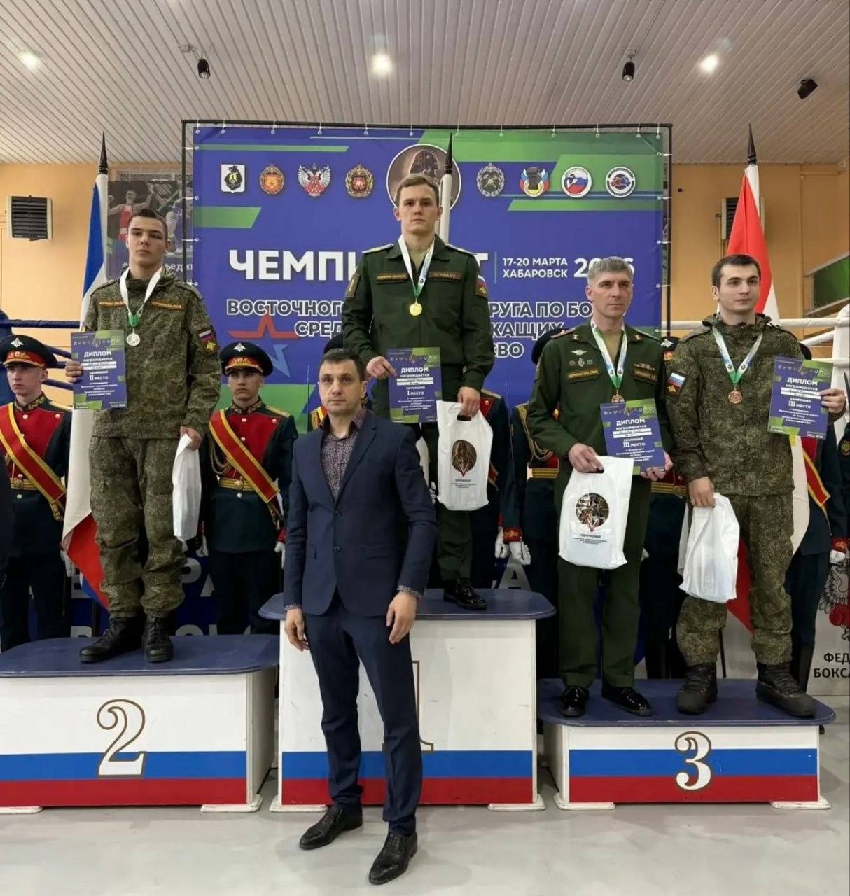 Спортсмены Читинского округа — в призёрах чемпионата ВВО по боксу