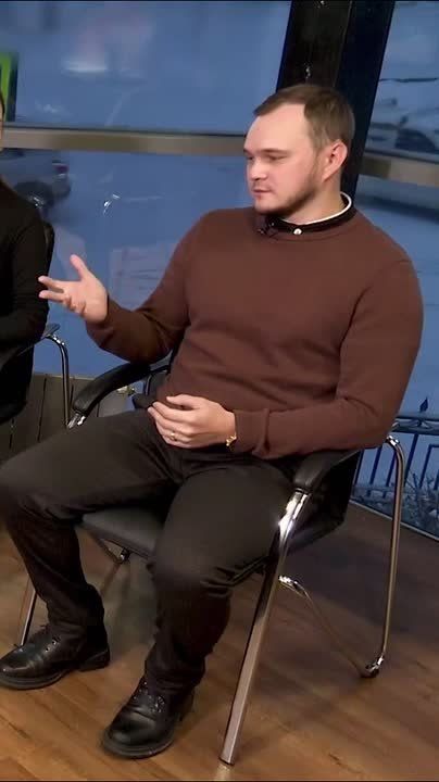 Переборщили с мандаринками? Не чистите зубы, так вы только навредите им еще больше