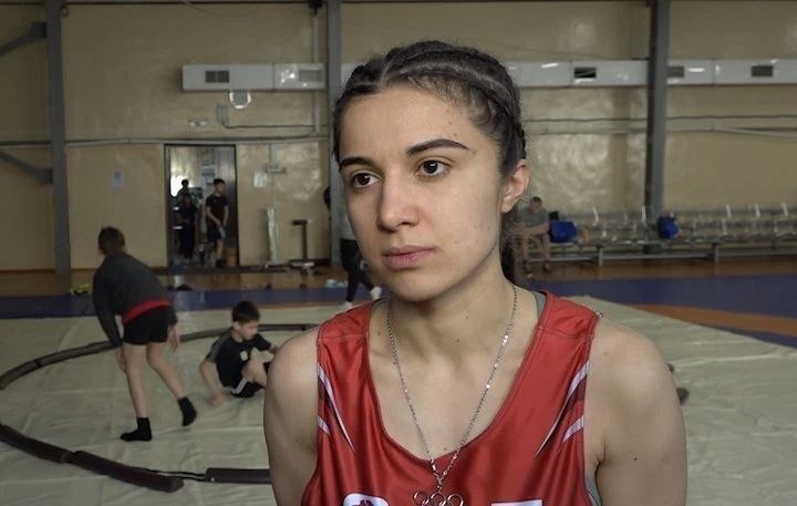 Молодая девушка стала первым в Забайкалье кандидатом в мастера спорта по сумо