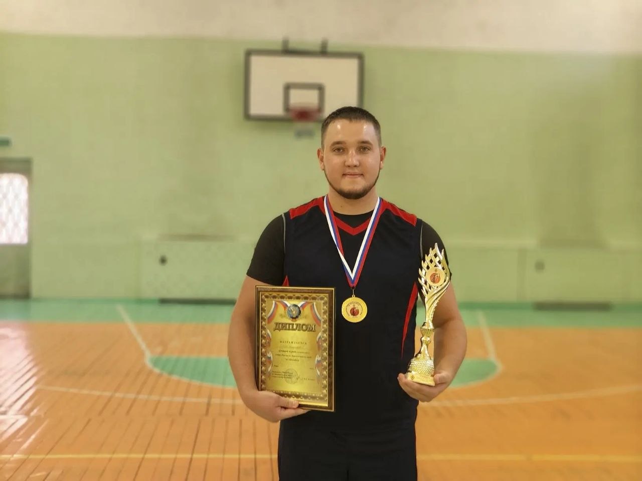 В Чите сотрудники полиции сразились в турнире по баскетболу В Чите сотрудники полиции сразились в турнире по баскетболу