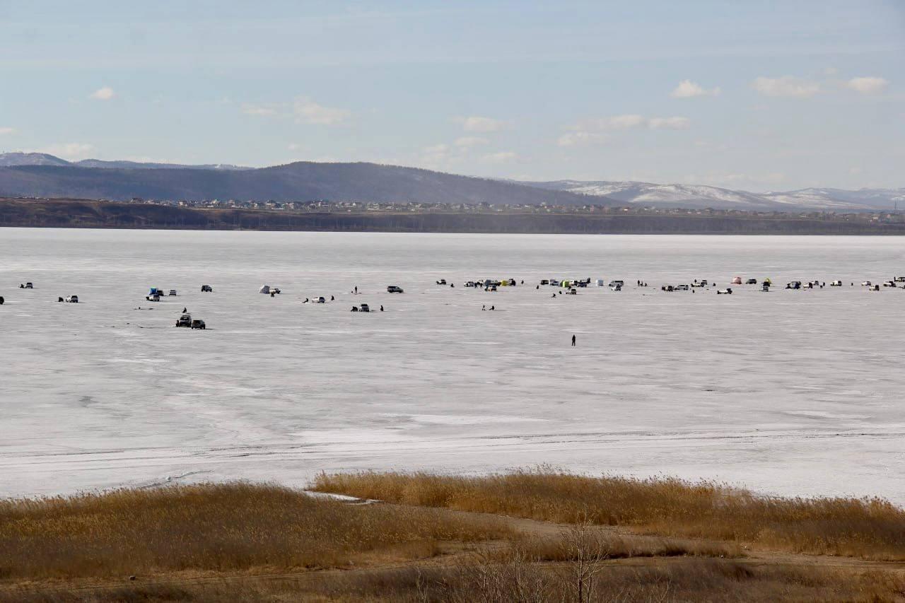 Весенний лед обманчив!. Продолжаются профилактические рейды по рекам Чита, Ингода и озеру Кенон Весенний лед обманчив!. Продолжаются профилактические рейды по рекам Чита, Ингода и озеру Кенон