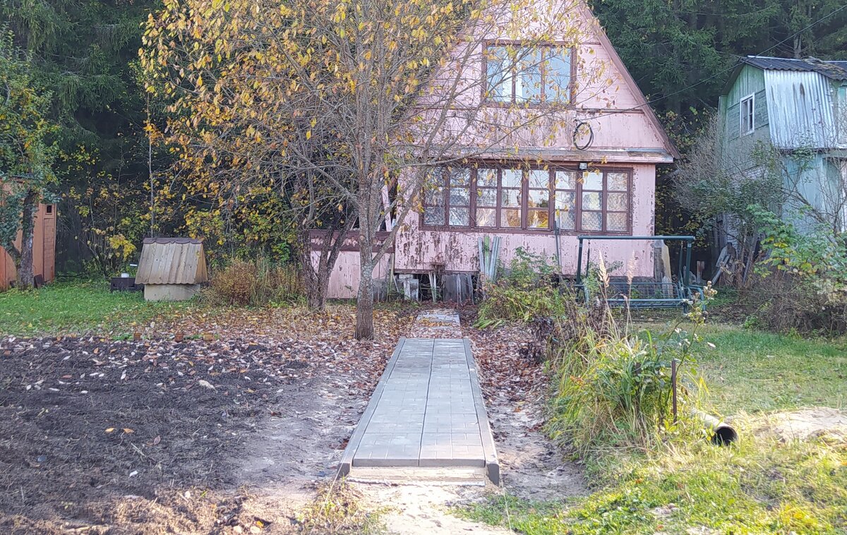 Садовая дорожка без лишних хлопот: как мембрана PLANTER Geo меняет подход к благоустройству