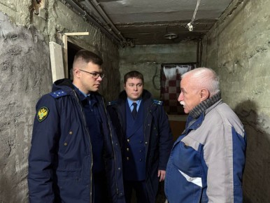 В Чите прокуратура потребовала устранить нарушения при проведении в рамках нацпроекта капитального ремонта общежития педагогический колледжа