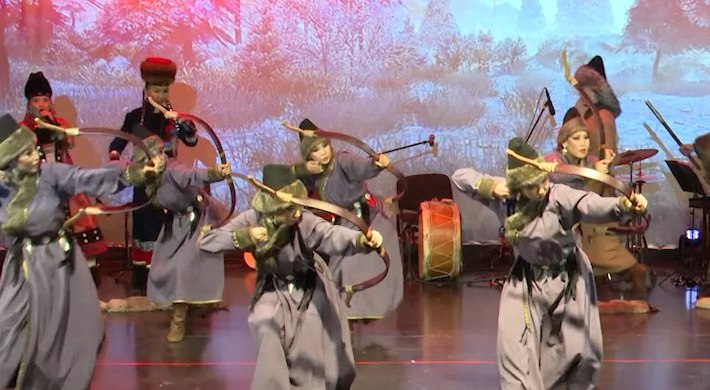 В Агинском выступил государственный ансамбль песни и танца «Степные напевы»