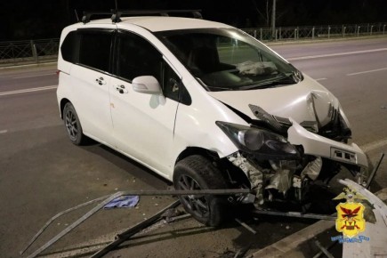 В Чите злоумышленник на угнанной машине совершил дорожно-транспортное происшествие