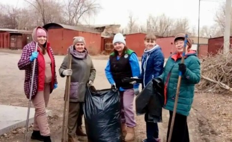 В образовательных учреждениях Читы проходят чистые четверги