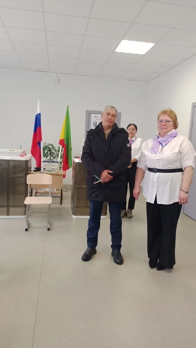 Продолжается голосование на дополнительных выборах на одномандатном округе №13 в Чите Продолжается голосование на дополнительных выборах на одномандатном округе №13 в Чите