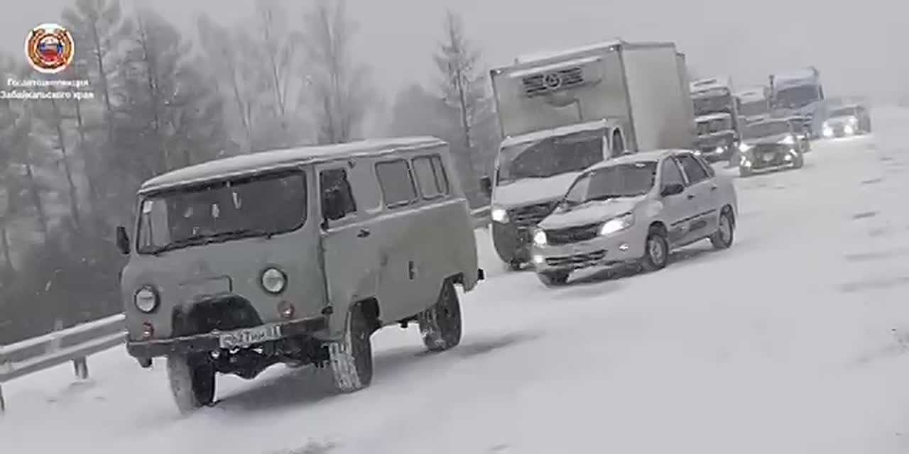 Снег сковал движение на трассе «Чита — Хабаровск»