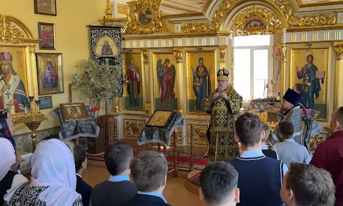 У православных верующих началась Страстная седмица