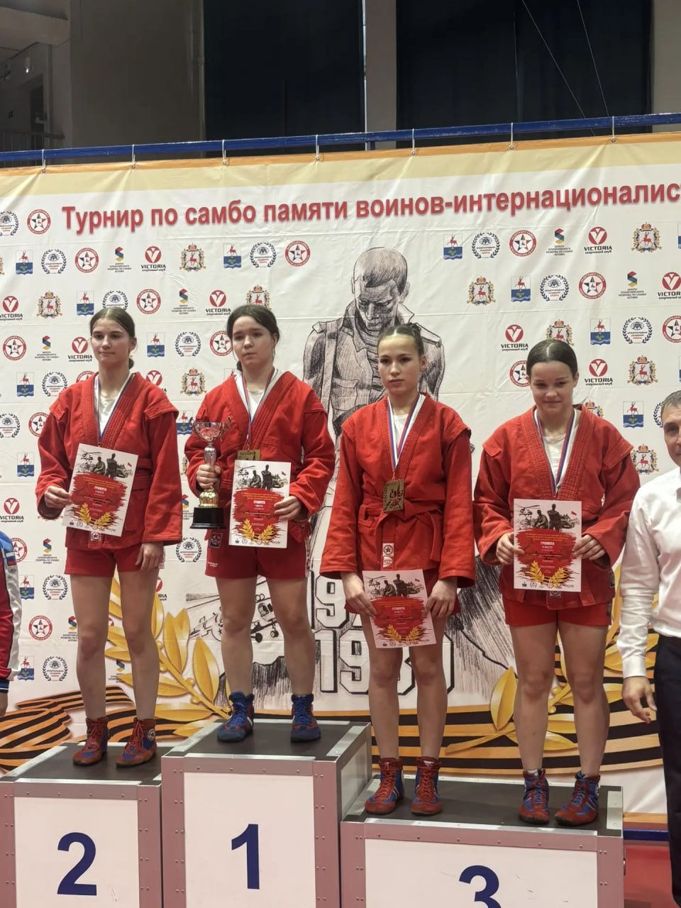 Забайкальские спортсмены приняли участие во Всероссийских соревнованиях по самбо Забайкальские спортсмены приняли участие во Всероссийских соревнованиях по самбо