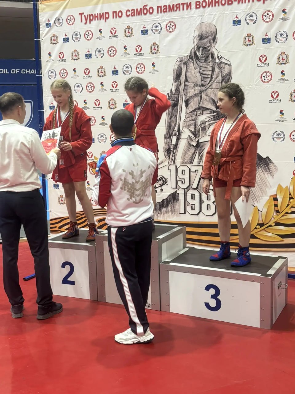 Забайкальские спортсмены приняли участие во Всероссийских соревнованиях по самбо Забайкальские спортсмены приняли участие во Всероссийских соревнованиях по самбо