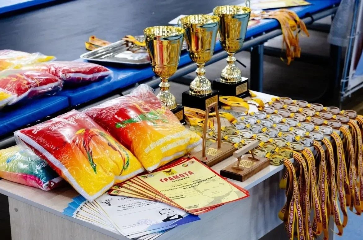 Забайкальские спортсмены забрали золото и бронзу III турнира памяти Юрия Шевчука по спортивной гимнастике Забайкальские спортсмены забрали золото и бронзу III турнира памяти Юрия Шевчука по спортивной гимнастике