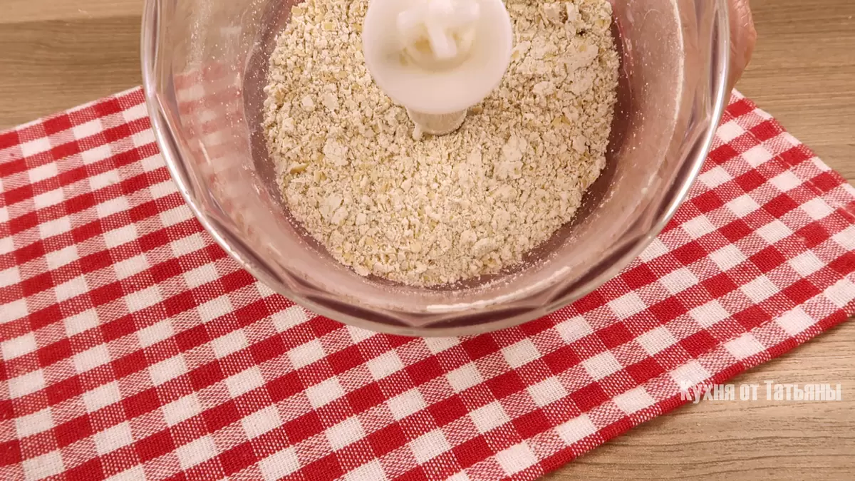 Яблочное угощение: ароматное овсяное печенье с яблоками, которое согреет осень