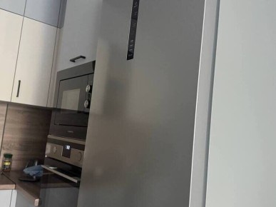 Не храните скоропортящиеся продукты на дверце холодильника и соблюдайте простые правила гигиены