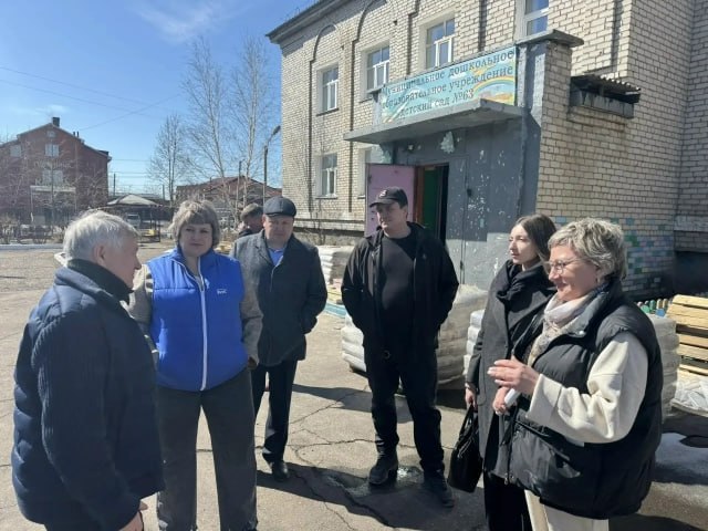 Новости сегодня:. Кон Ен Хва: перед строителями Дальнего Востока стоят амбициозные задачи Новости сегодня:. Кон Ен Хва: перед строителями Дальнего Востока стоят амбициозные задачи