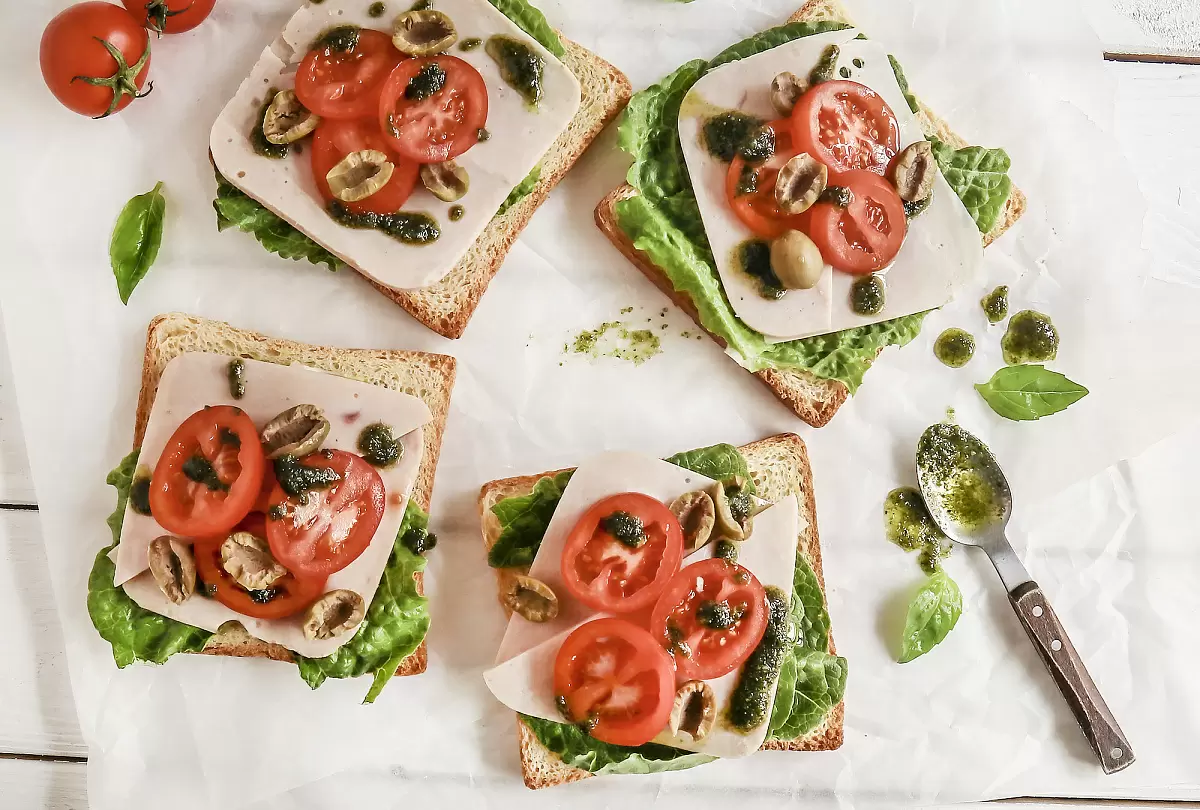 Как легкие тосты с ветчиной из индейки могут изменить утро