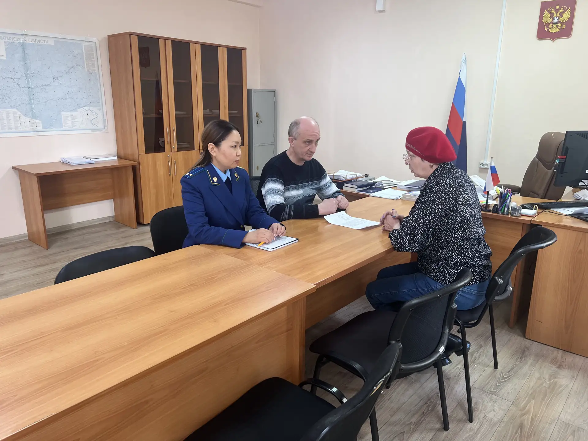 В Забайкалье прокуроры провели Всероссийский день приема предпринимателей В Забайкалье прокуроры провели Всероссийский день приема предпринимателей