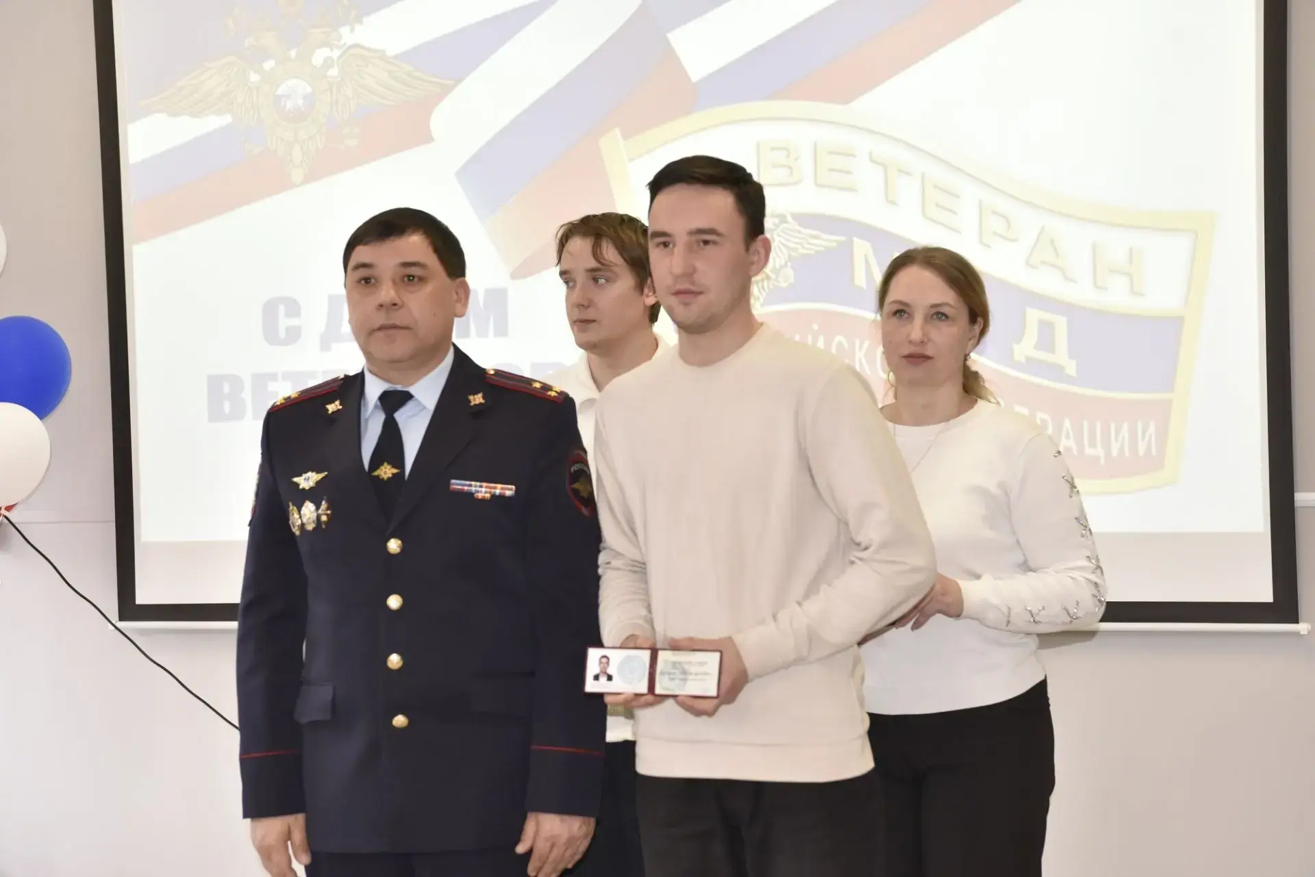 Их знают и помнят в Смоленке, Засопке, Атамановке: в Читинском округе чествовали ветеранов милиции Их знают и помнят в Смоленке, Засопке, Атамановке: в Читинском округе чествовали ветеранов милиции